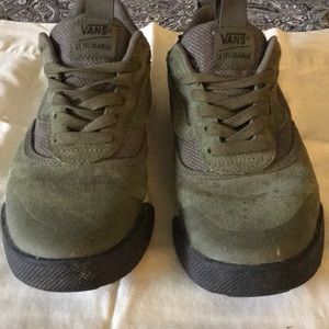vans ultrarange olive